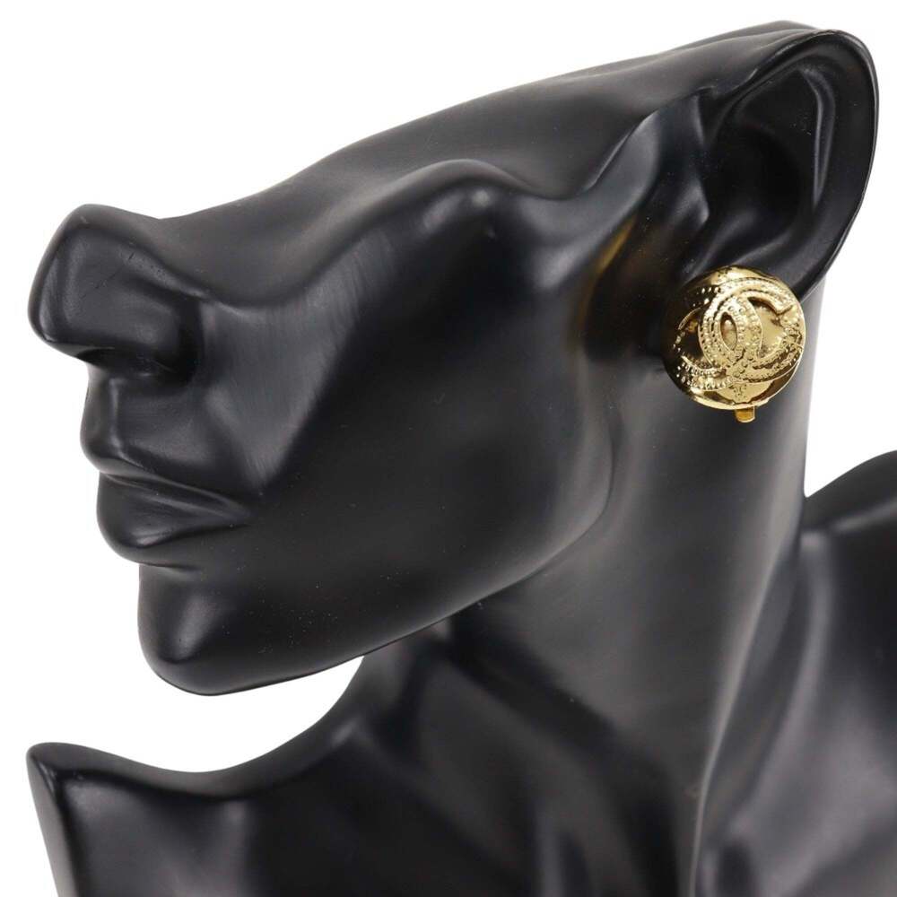 CHANEL Authentic Gold Earrings - Picture 2 of 9